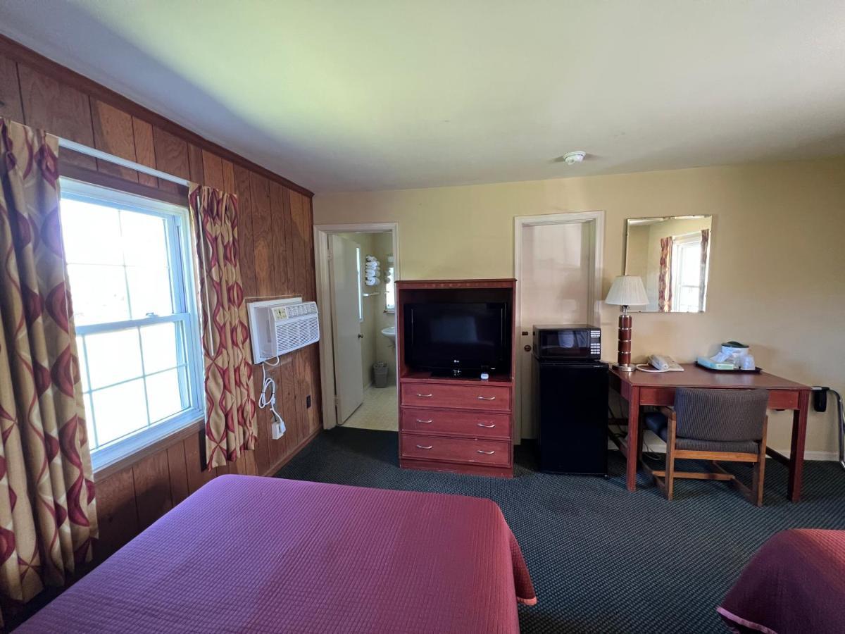 Relax Inn By Oyo Natural Bridge I-81 Buitenkant foto