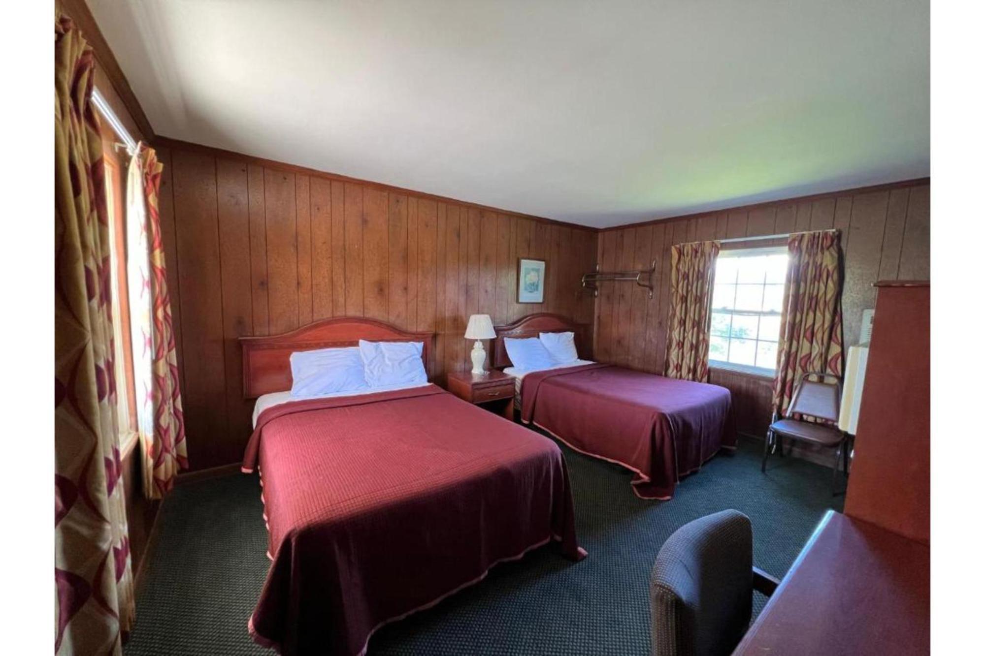 Relax Inn By Oyo Natural Bridge I-81 Buitenkant foto