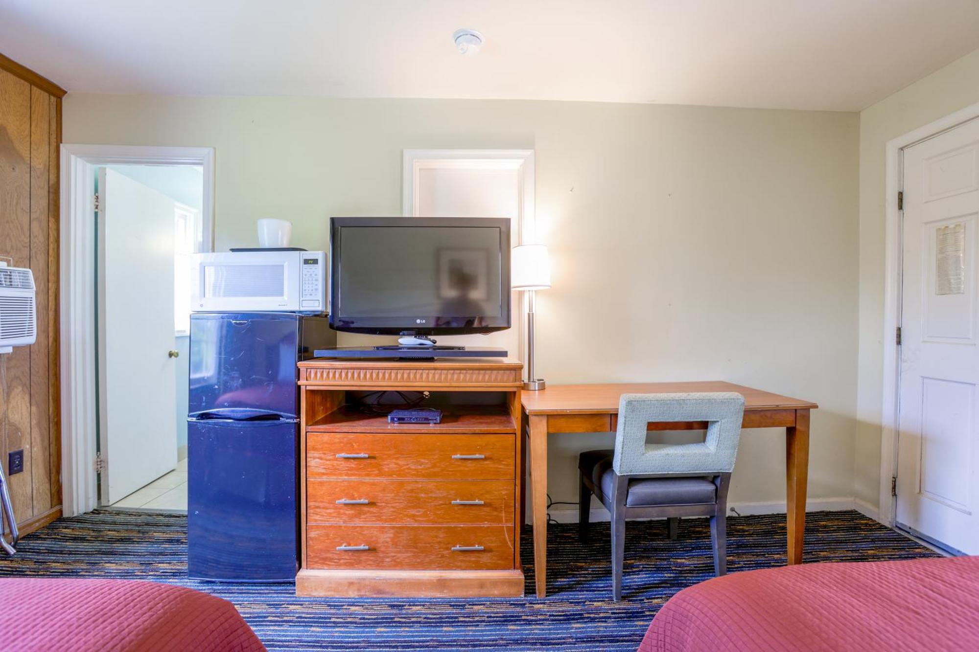Relax Inn By Oyo Natural Bridge I-81 Buitenkant foto